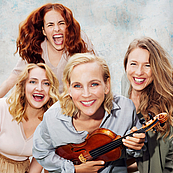 Auf dem Bild sind die vier Damen des Ensembles zu sehen.