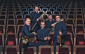 Das Foto zeigt die Mitglieder des Gewandhaus Brass Quintetts