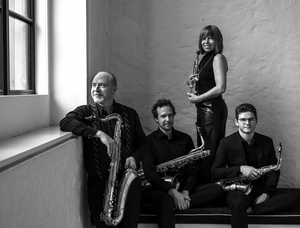 Schwarz Weiß Portrait des Rascher Quartetts